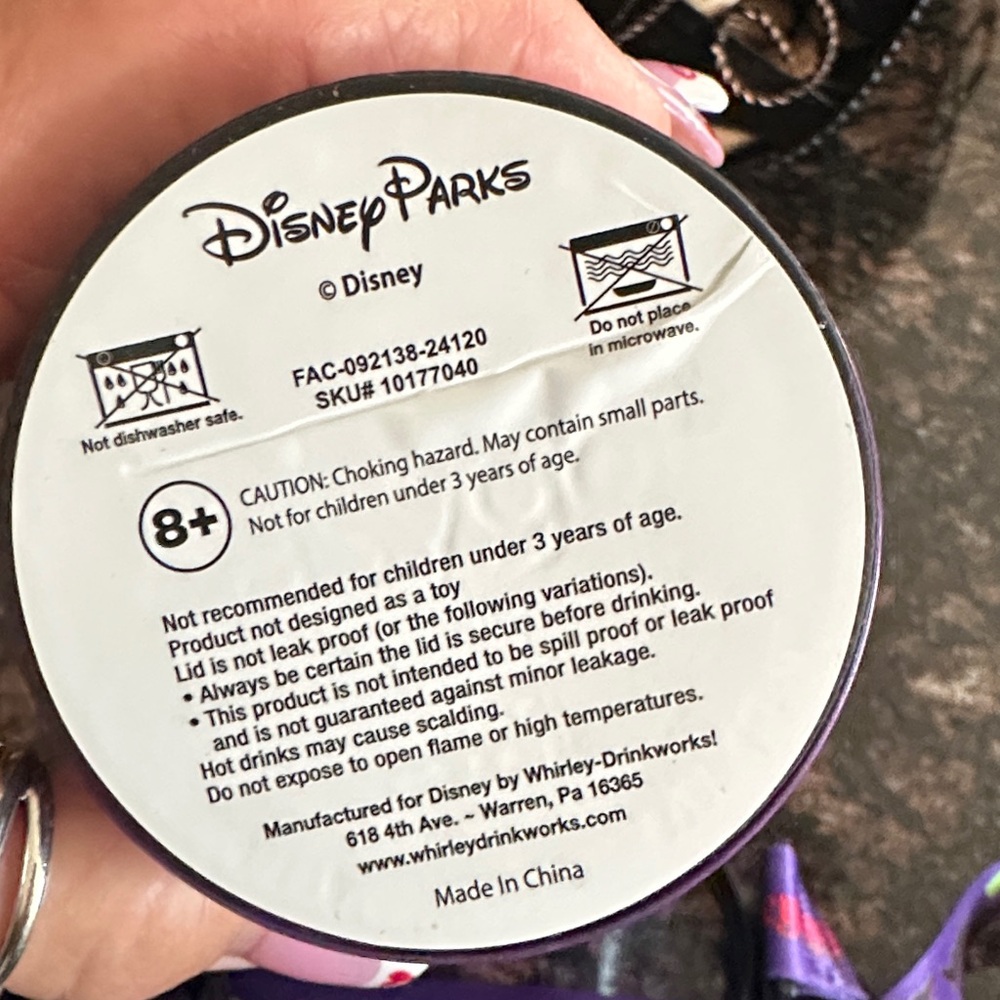 Disney parks magic key Villains stainless steel Tumbler w/ landyard holder NWT - Picture 7 of 7